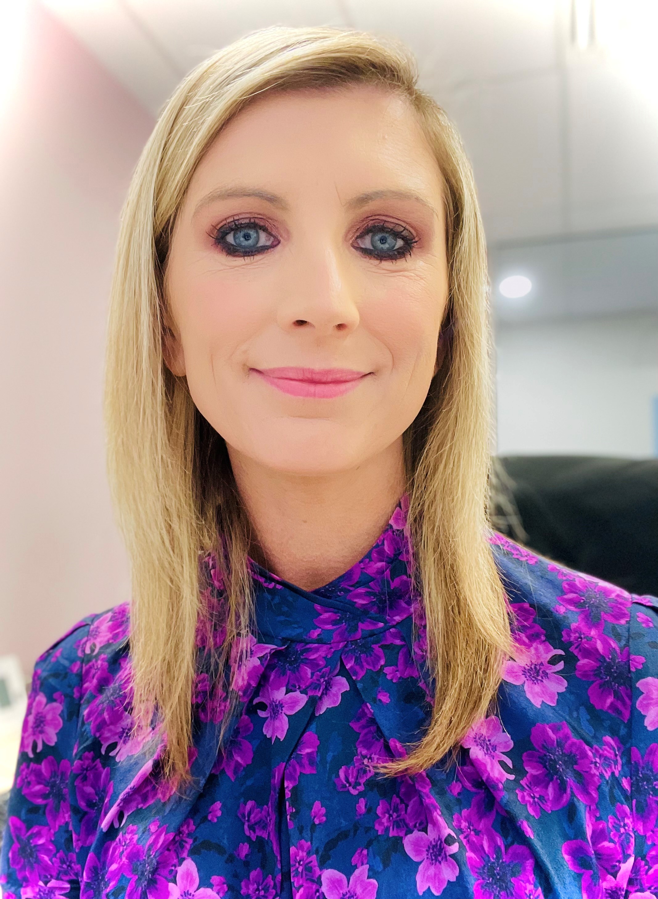 Profile photo of Julie Gallagher