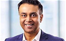 Profile photo of Sam Aravinth